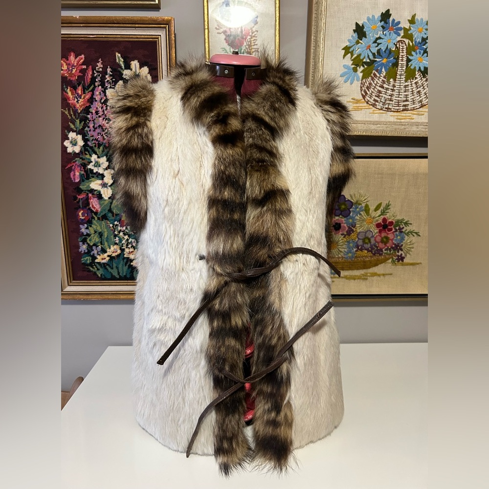 Tangerine France Rabbit fur vest Size 7